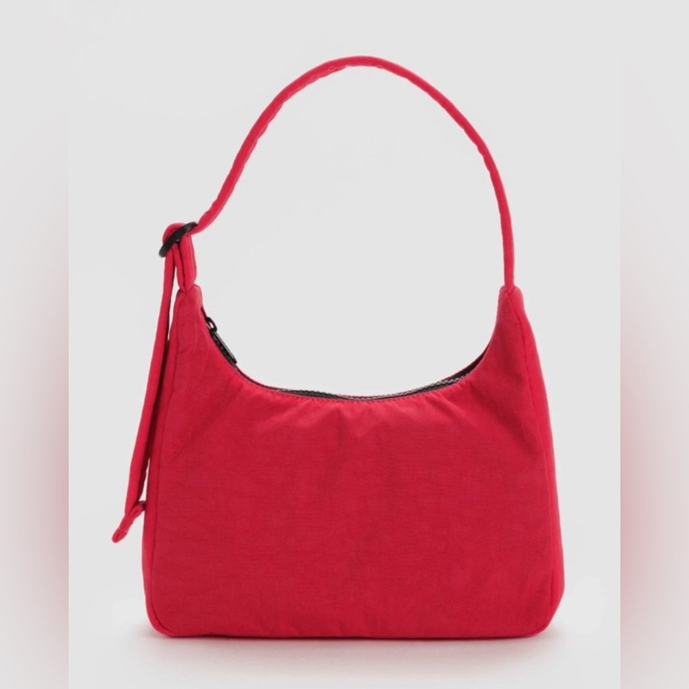 🌟NWT Candy Apple Baggu mini shoulder bag